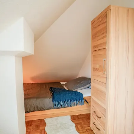 Seewind, Schulstrasse 11